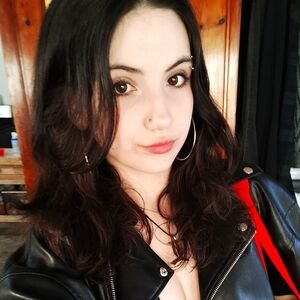 Meet your Posher, Alys